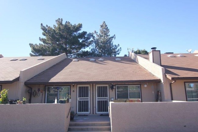 Medlock & Central Townhomes in Phoenix, AZ - Foto de edificio - Building Photo