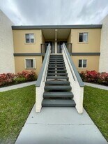 1500 NE 13th Terrace in Jensen Beach, FL - Building Photo
