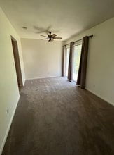 4706A Spring Hill Ave in South Charleston, WV - Building Photo - Building Photo