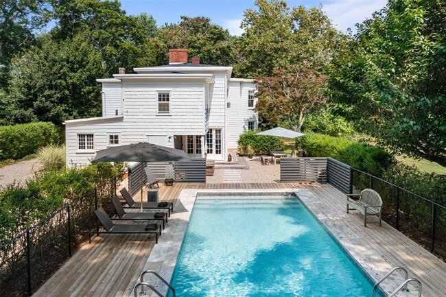 property at 1200 Indian Neck Ln