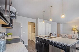 1008 W Villas Dr in Vicksburg, MI - Building Photo - Building Photo