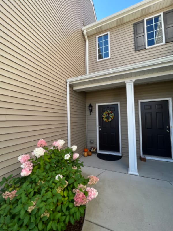 property at 11206 Putnam St