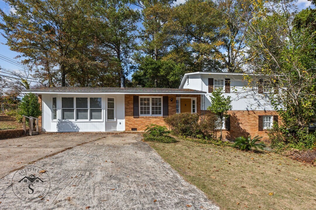 5511 Canberra Ave in Columbus, GA - Building Photo