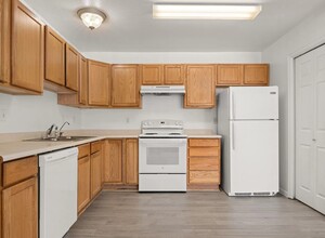 8077 W Copperfield Pl in Magna, UT - Building Photo - Building Photo