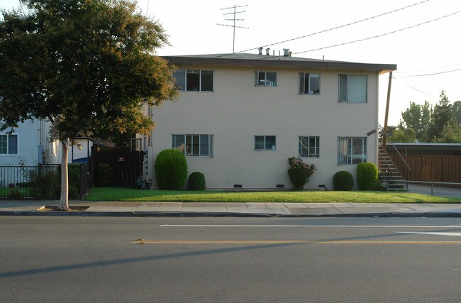 309 W Maude Ave in Sunnyvale, CA - Building Photo - Building Photo