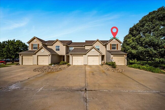 property at 5549 N Fairmount Ave