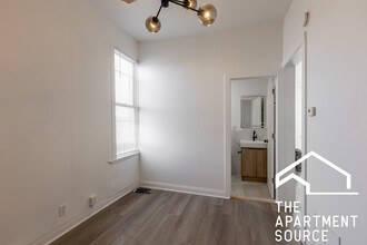 1841 N Kedzie Ave in Chicago, IL - Building Photo - Building Photo