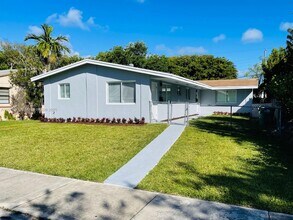 1515 NE 110th St in Miami, FL - Building Photo - Building Photo