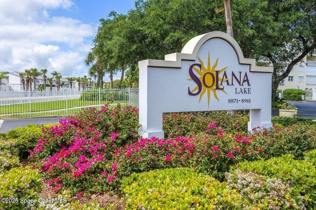 8931 Lake Dr in Cape Canaveral, FL - Building Photo - Building Photo