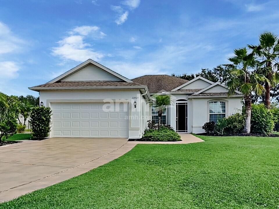 12823 24th St Cir E in Parrish, FL - Building Photo