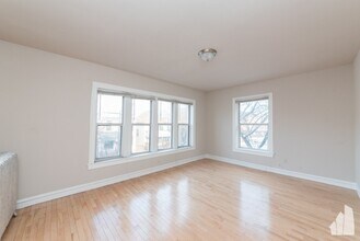 5662 N Ridge Ave in Chicago, IL - Building Photo - Building Photo