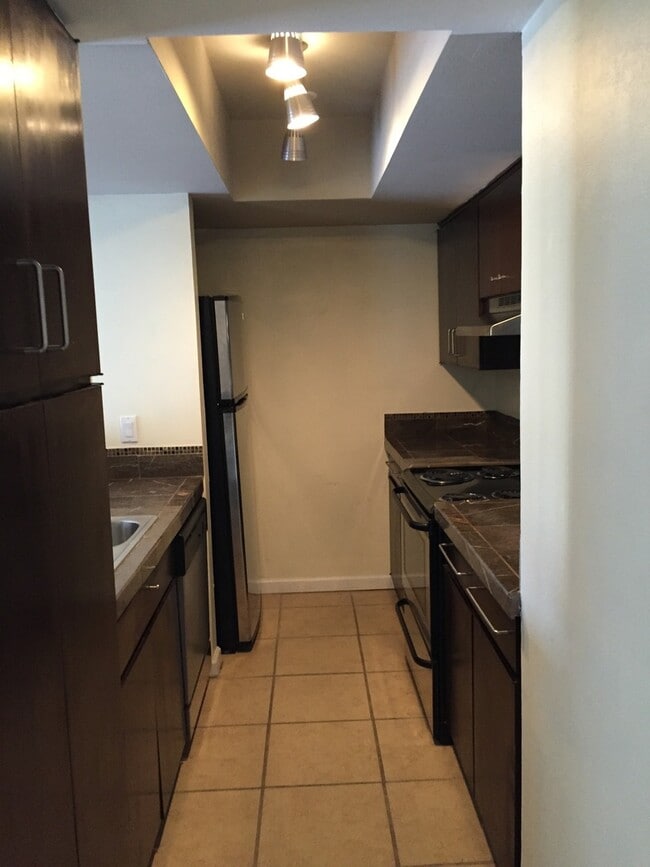 property at 4125 Avondale Ave