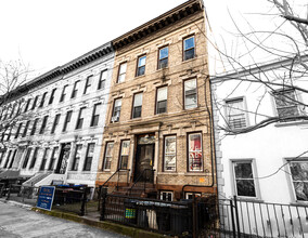 538 Bainbridge St in Brooklyn, NY - Building Photo - Primary Photo