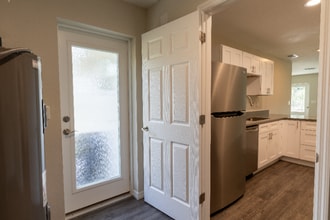 2013 Fraser St in Port Charlotte, FL - Foto de edificio - Building Photo