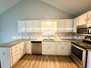 1482 W Prairie Terrace in Olathe, KS - Building Photo - Building Photo