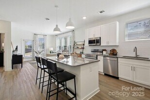 13511 Montoy Wy, Unit B1 in Charlotte, NC - Building Photo