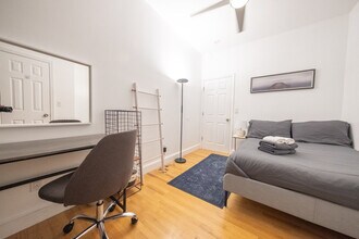 230 W 113th St in New York, NY - Building Photo - Building Photo