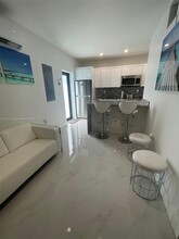 14992 SW 11th St in Miami, FL - Building Photo - Building Photo