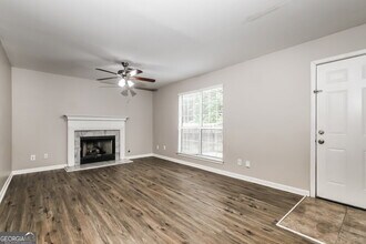 4211 Reeshemah St in College Park, GA - Building Photo - Building Photo