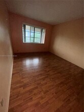 2901 NW 47th Terrace in Lauderdale Lakes, FL - Building Photo - Building Photo