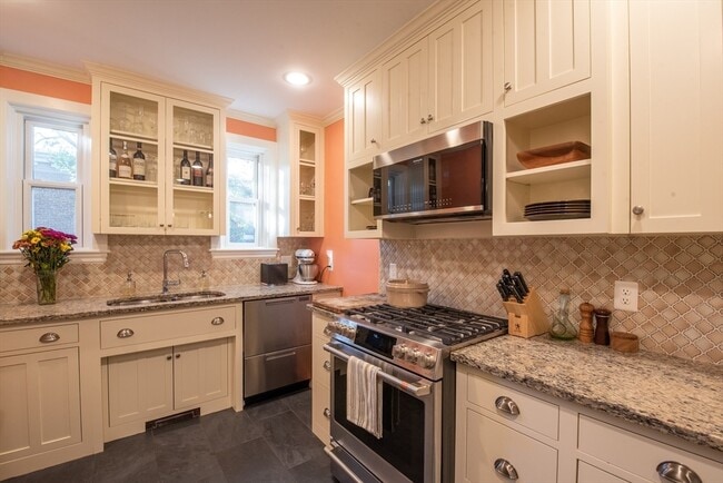 property at 159 Washington St