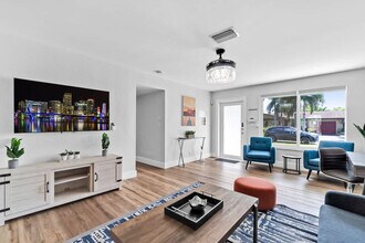 3151 NW 69th St in Fort Lauderdale, FL - Building Photo - Building Photo