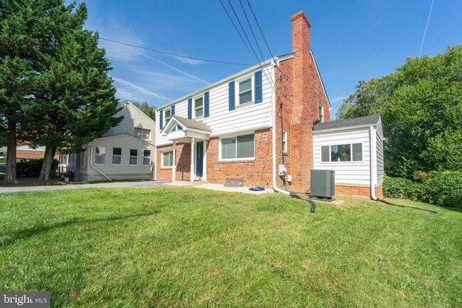 8909 Georgia Ave in Silver Spring, MD - Building Photo - Building Photo