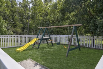 Arlington Terrace in London, KY - Building Photo - Building Photo