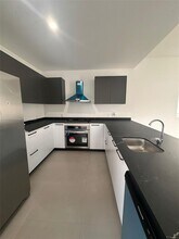 538 NW 17th Ave in Fort Lauderdale, FL - Building Photo - Building Photo