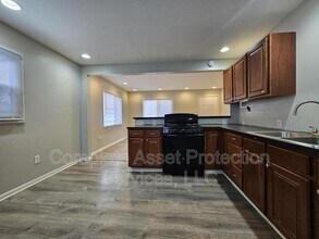 5556 Washington St in Merrillville, IN - Building Photo - Building Photo