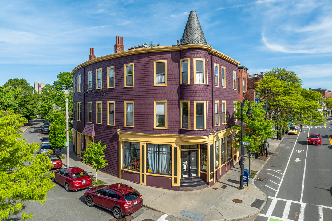 43-45 Harvard St in Brookline, MA - Foto de edificio