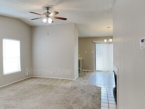 9739 Hidden Brook in San Antonio, TX - Building Photo - Building Photo
