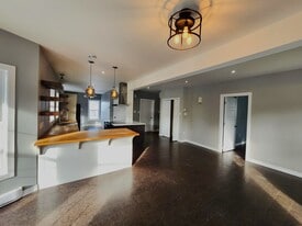 13 Keirstead Ave in Hampton, NB - Building Photo