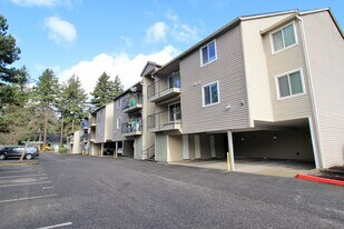 11710-11712 SE Powell Blvd in Portland, OR - Building Photo
