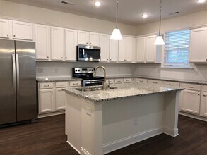 203 Gregory Dr in Clayton, NC - Building Photo - Building Photo