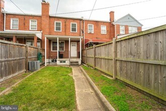 3422 Dunran Rd in Dundalk, MD - Building Photo - Building Photo