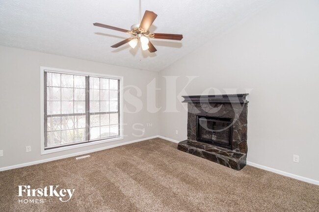 1648 Olde Oak Dr in Lithia Springs, GA - Foto de edificio - Building Photo