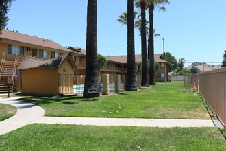 Curran Place Apartments in Pomona, CA - Building Photo - Building Photo