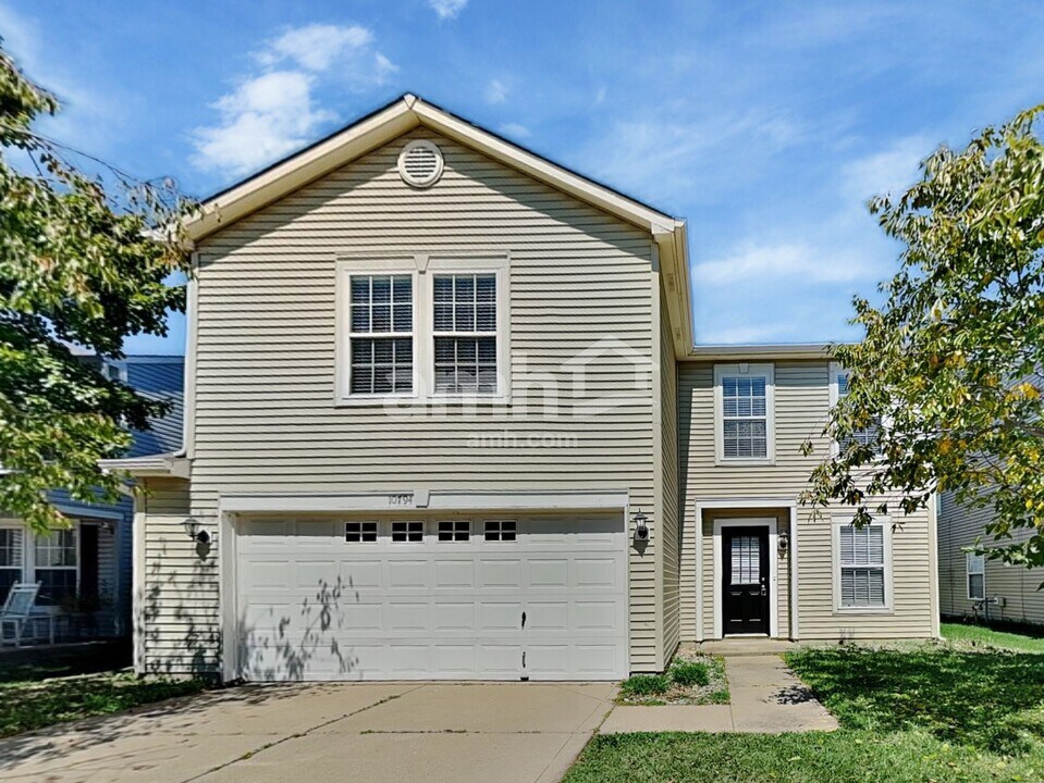 10794 Timothy Ln in Indianapolis, IN - Building Photo