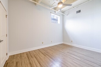 Newberry Lofts on 6th in Cincinnati, OH - Building Photo - Interior Photo