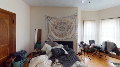 240 School St in Somerville, MA - Building Photo - Building Photo