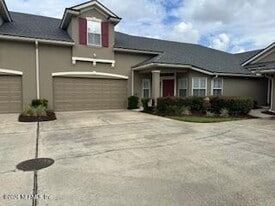 1890 Copper Stone Drive in Fleming Island, FL - Building Photo