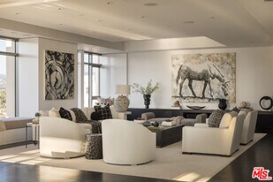 10800 Wilshire Blvd in Los Angeles, CA - Building Photo