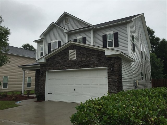 21 Sago Palm Dr in Bluffton, SC - Building Photo