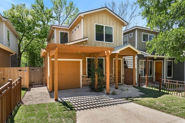 property at 3003 Lovell Dr