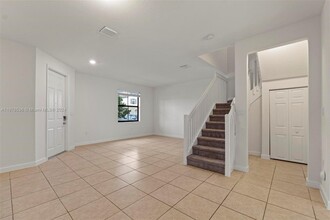 10861 W 32nd Ln in Hialeah, FL - Building Photo - Building Photo