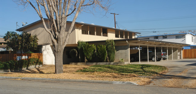 506 Citrus Ave in Covina, CA - Building Photo - Building Photo