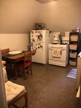 6602 Northumberland St, Unit 2 in Pittsburgh, PA - Building Photo - Building Photo