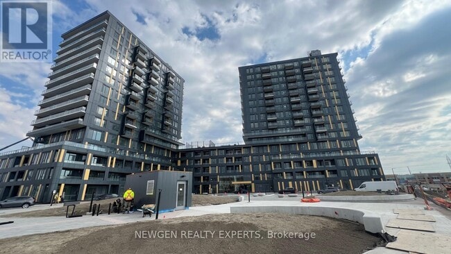 property at 4878 Powers Cmn