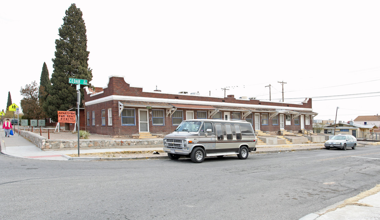 1110 Cedar St in El Paso, TX - Building Photo